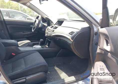 2011 Honda Accord 2.4 Lx из США, поврежденный, VIN 1HGCP2F34BA025763